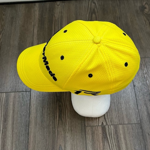 TaylorMade Yellow and Black Hat with Embroidered Logo - Picture 3 of 9